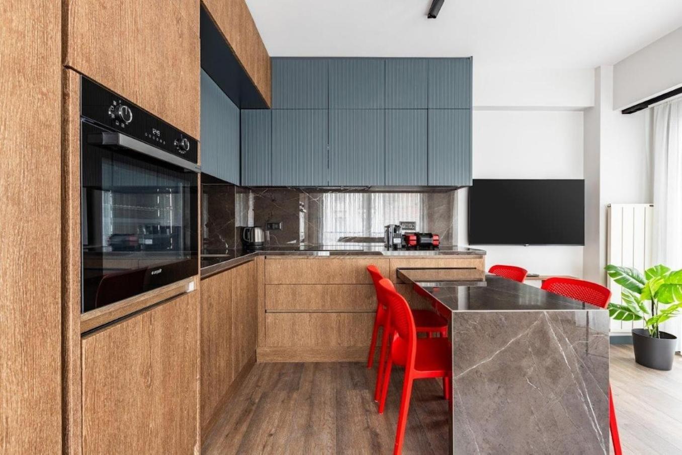 Cozy Bright Wparking 2bd1bath Home!#338 * İstanbul