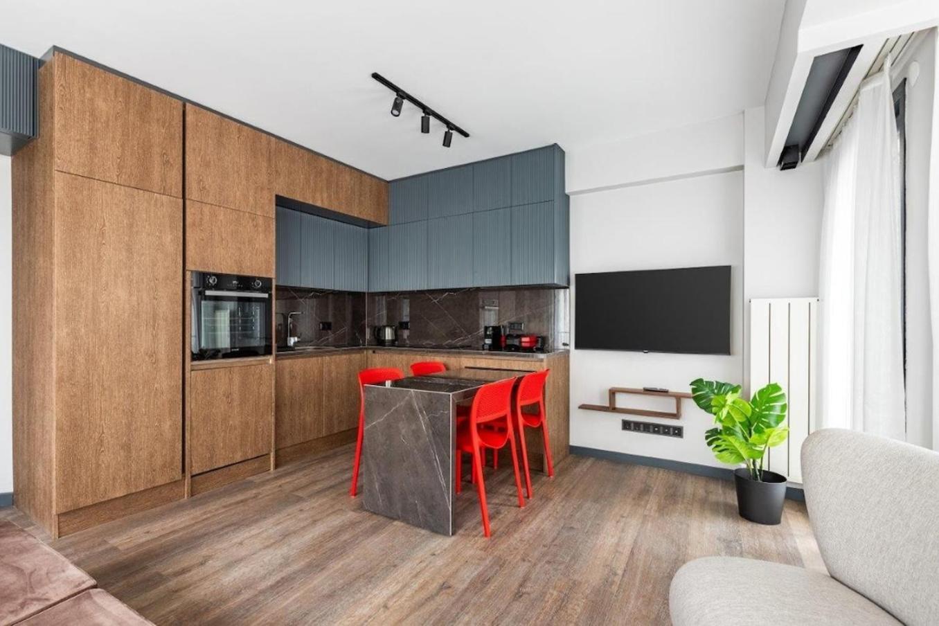 Cozy Bright Wparking 2bd1bath Home!#338 İstanbul